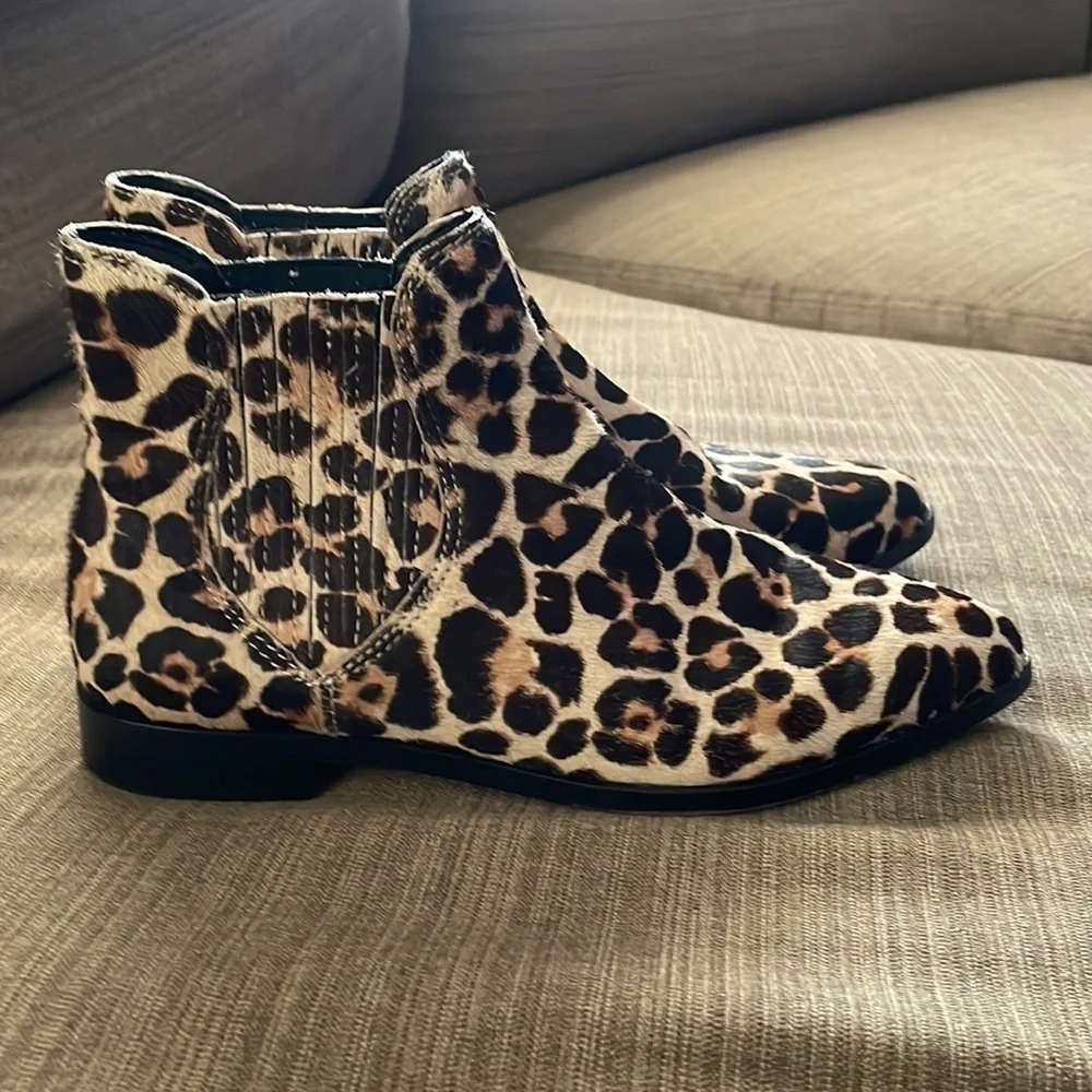 Rebecca‎ Minkoff Leopard Calf Hair Booties 6M